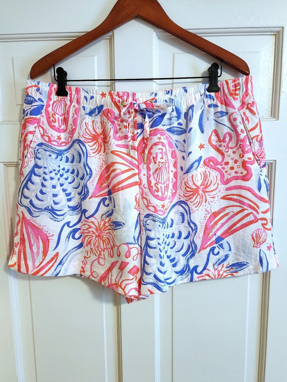 🌞HTF Lilly Pulitzer🌞 - Croix Linen Drawstring Short